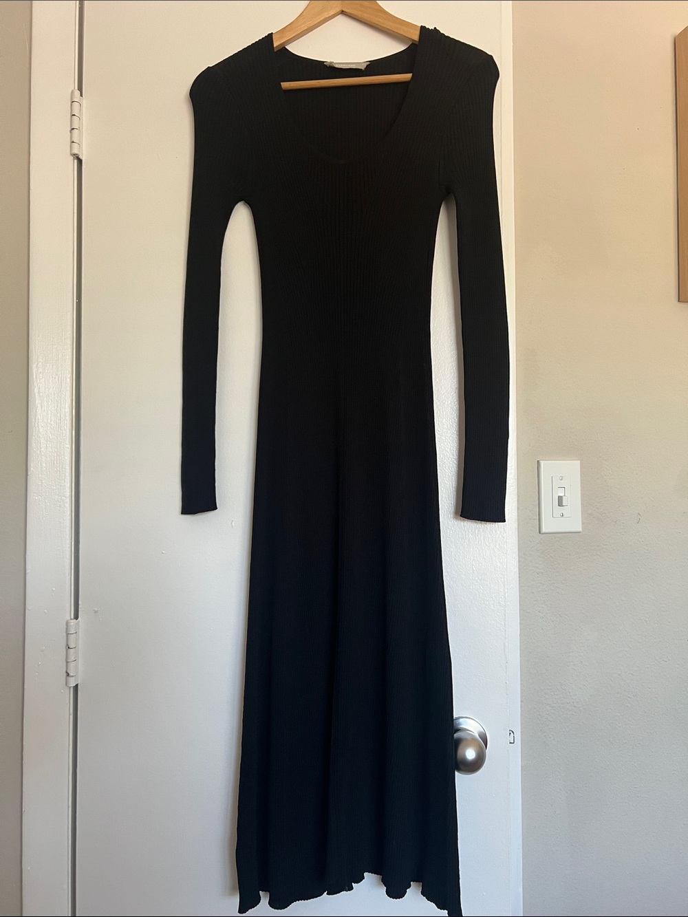 Everlane Black Ribbed Long-Sleeve Maxi Dress